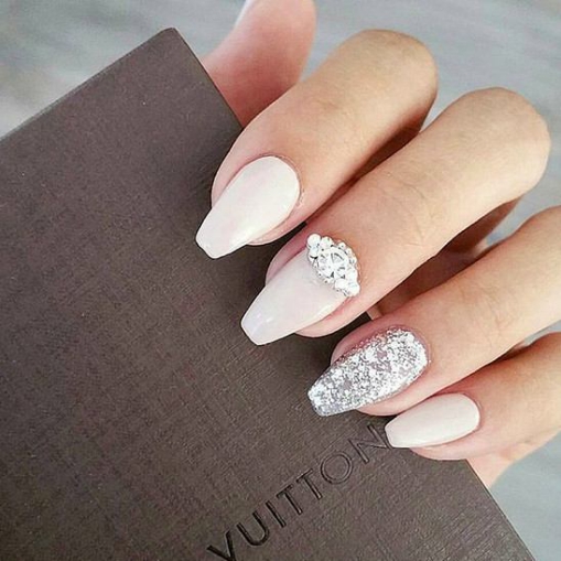 Mẫu Nail ăn hỏi đẹp nhất hiện nay - lamnails.Net