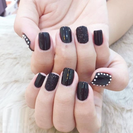 Mẫu Nail màu đen đẹp nhất hiện nay - lamnails.Net