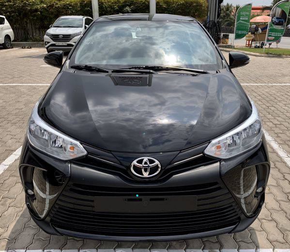 Bán xe Toyota Vios E sản xuất 2015 màu đen