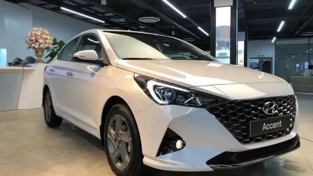 Ngoại thất Hyundai Accent 2024